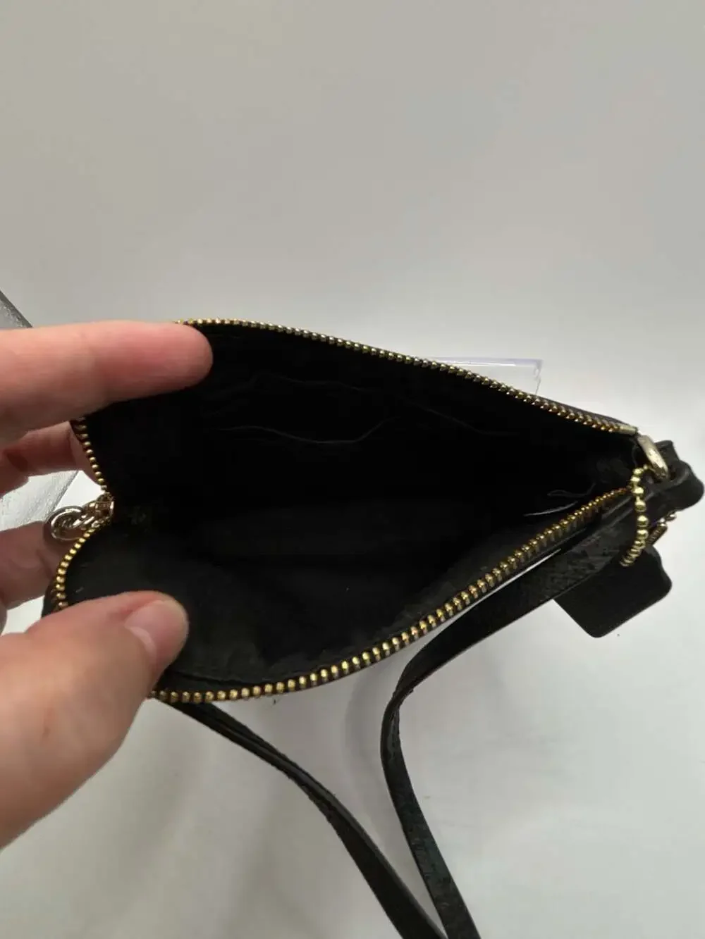 Coach Black Blue Floral Bramble Rose Print Leather Wristlet Pouch